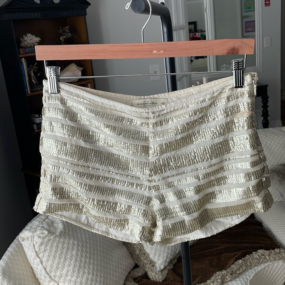 Abercrombie & Fitch sequin short